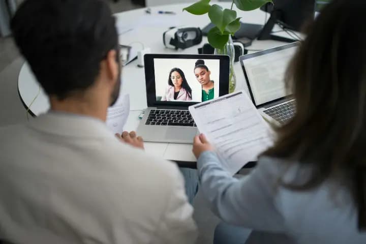 10 Rekomendasi AI HR Tools Terbaik 2023