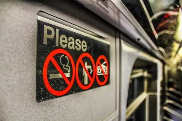 6 Aturan Perusahaan yang Tidak Disukai Karyawan