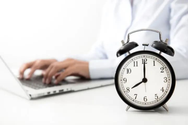 Apa Itu Annualised Hours? Pentingkah untuk Menerapkannya di Perusahaan?