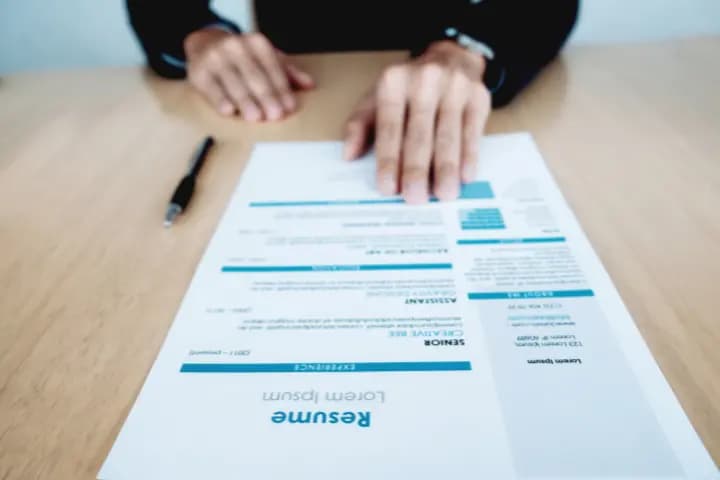 Apa Itu Resume Parsing dalam Rekrutmen? Simak Di Sini!