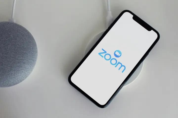 Aplikasi Zoom: Fungsi, Fitur, dan Cara Installnya