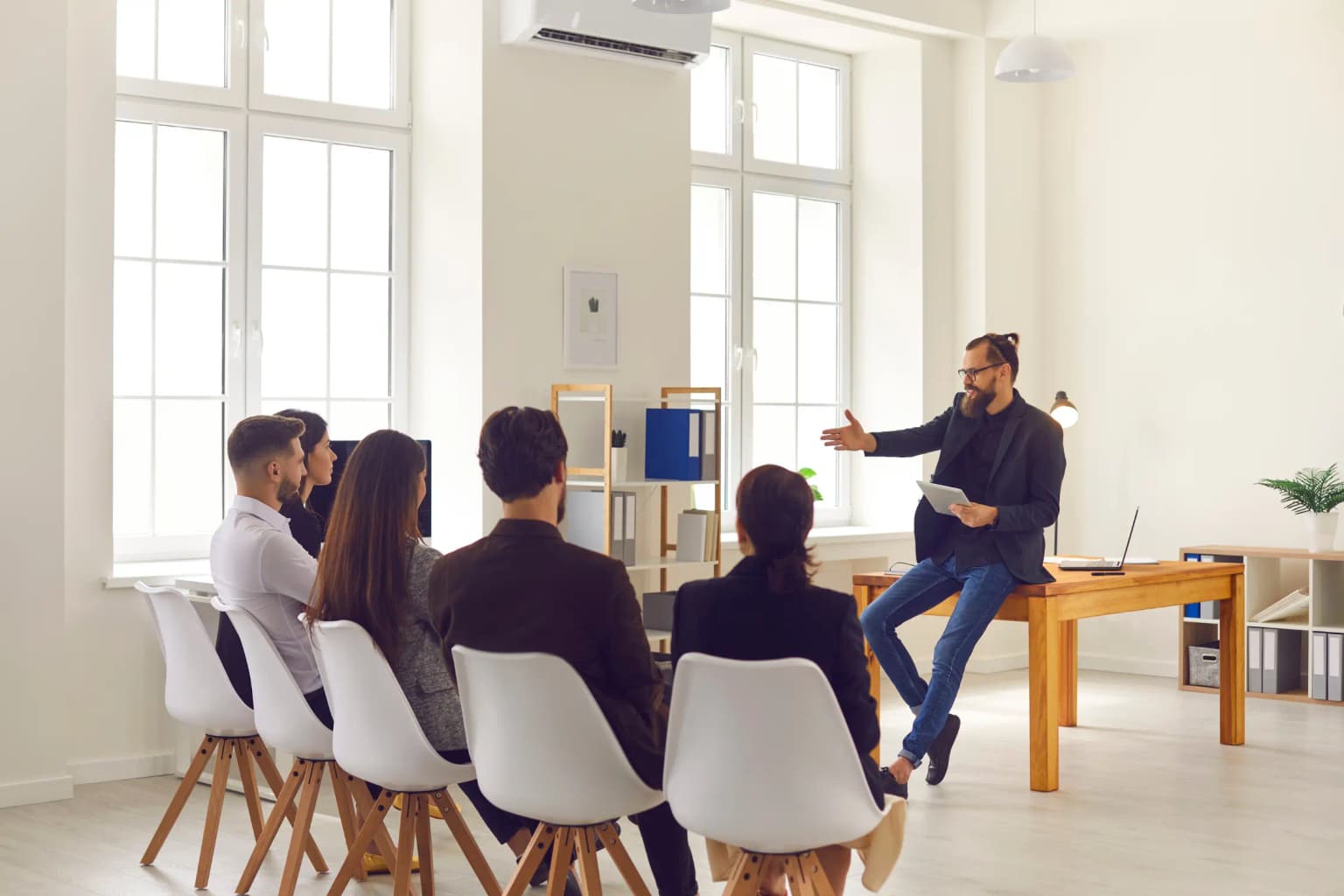 Partner Training: Pengertian, Tipe, dan Cara Melakukannya