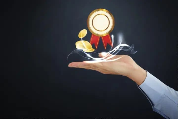 15 Employee Rewards Kreatif yang Bisa Diberikan untuk Karyawan