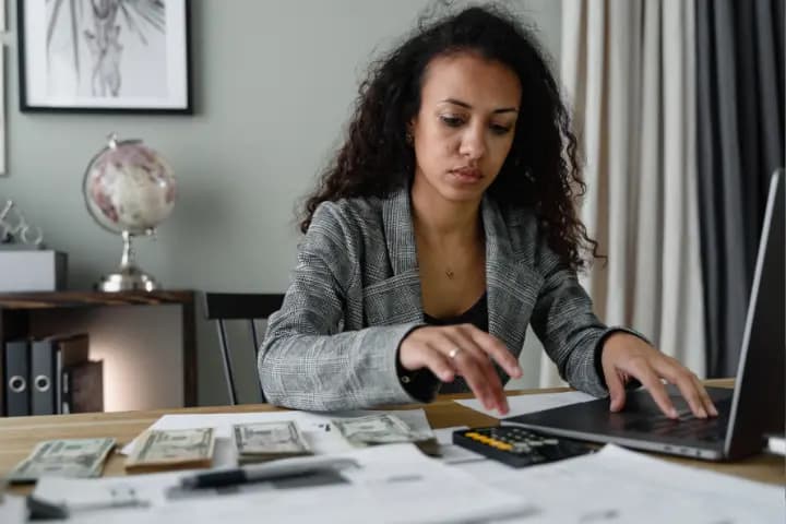 Masalah Payroll, Cara Pengelolaan, dan Solusi Jitunya