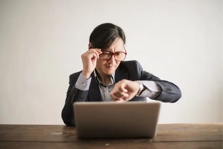 Pulang Kerja Tepat Waktu Tanda Tak Produktif?