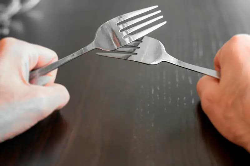 20 Aturan dalam Table Manner yang Wajib Anda Ketahui