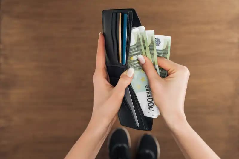 Tindakan Ekonomi: Pengertian, Jenis, Motif, dan Contoh di Kehidupan Sekitar