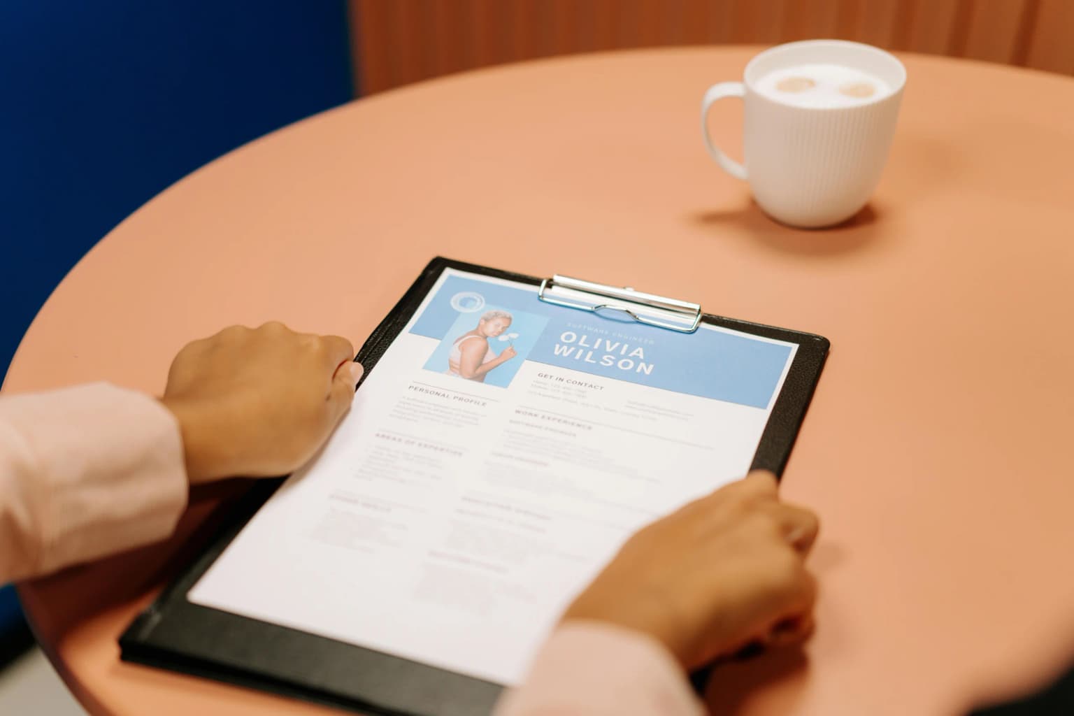 3 Perbedaan Resume dan CV yang Harus Diketahui
