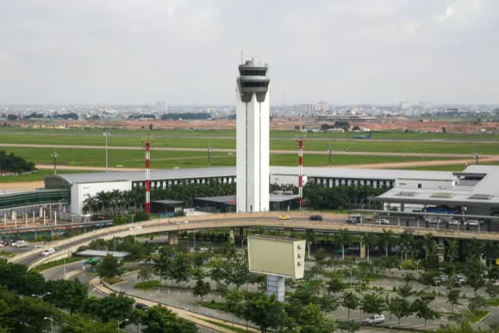 Air Traffic Controller: Tugas, Skill yang Dibutuhkan, dan Gajinya