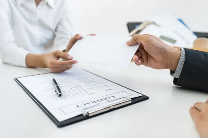 Apa Itu Surat Keputusan? Berikut Definisi, Format, dan Cara Membuatnya