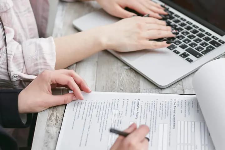 Apa itu Review? Pengertian, Jenis, dan Cara Melakukannya