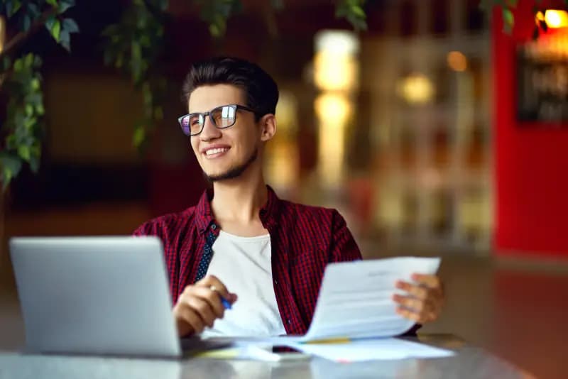 CV Web Developer: Cara Membuat dan Contoh Template