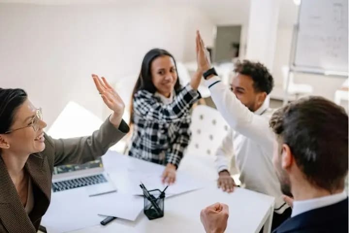 Daftar Pertanyaan Penilaian Kinerja Karyawan yang Bisa Diajukan Manajer