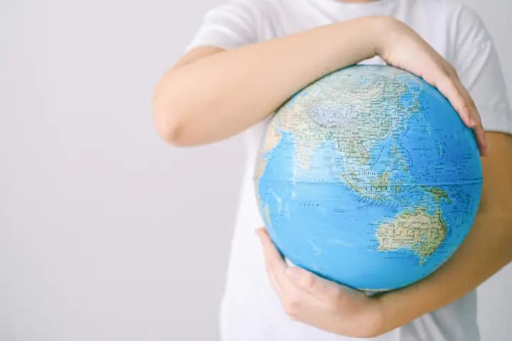 Globalisasi: Pengertian, Karakteristik, Dampak, dan Bentuknya