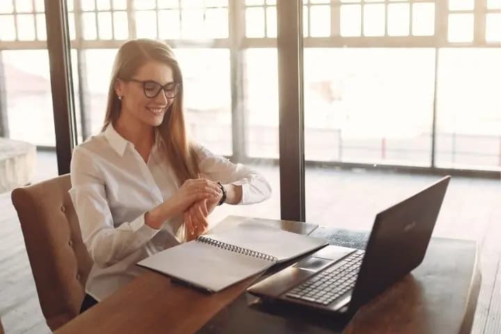 Mengapa Aplikasi Jadwal Kerja Penting untuk Menyusun Shift Kerja?
