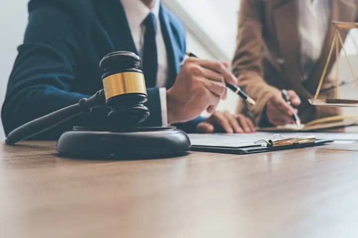 Mengulas Hukum Ketenagakerjaan di Indonesia, Pengusaha Harus Paham