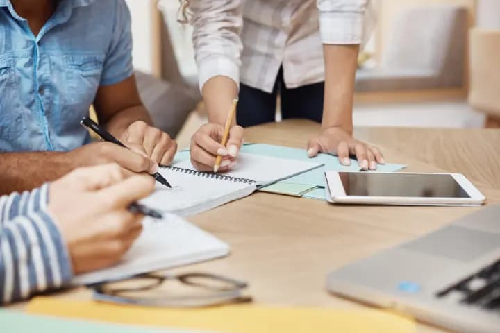 Pengertian Upskilling, Manfaat dan Bedanya dengan Reskilling