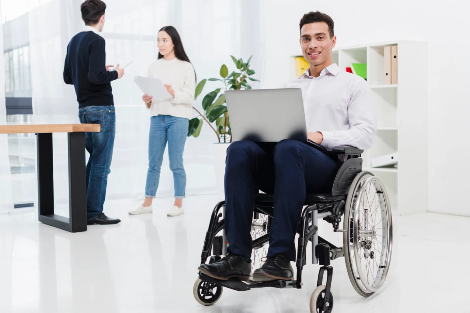Tips Pengelolaan Tenaga Kerja Disabilitas dalam Perusahaan
