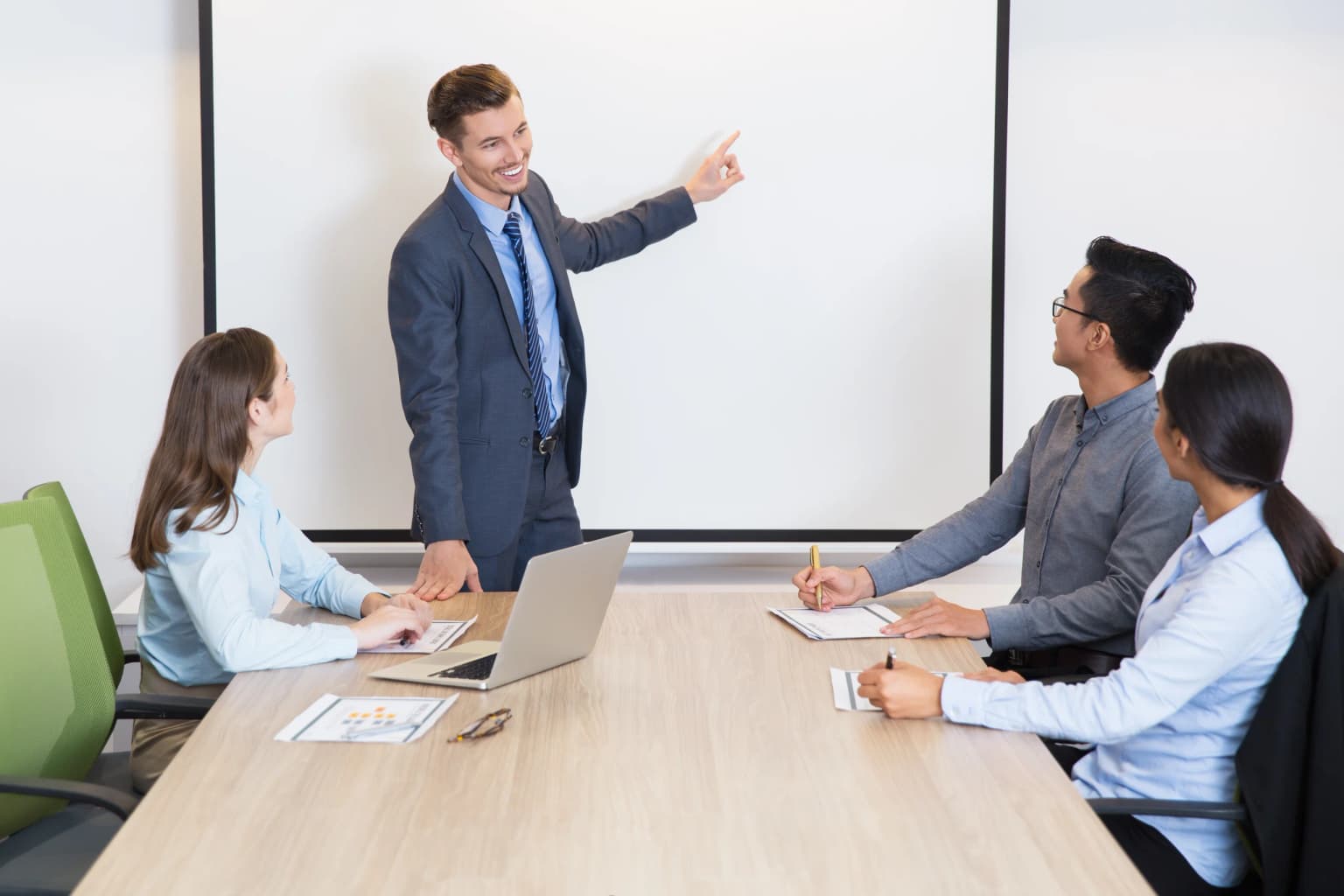 5 Poin Penting dalam Merancang Materi Training Karyawan