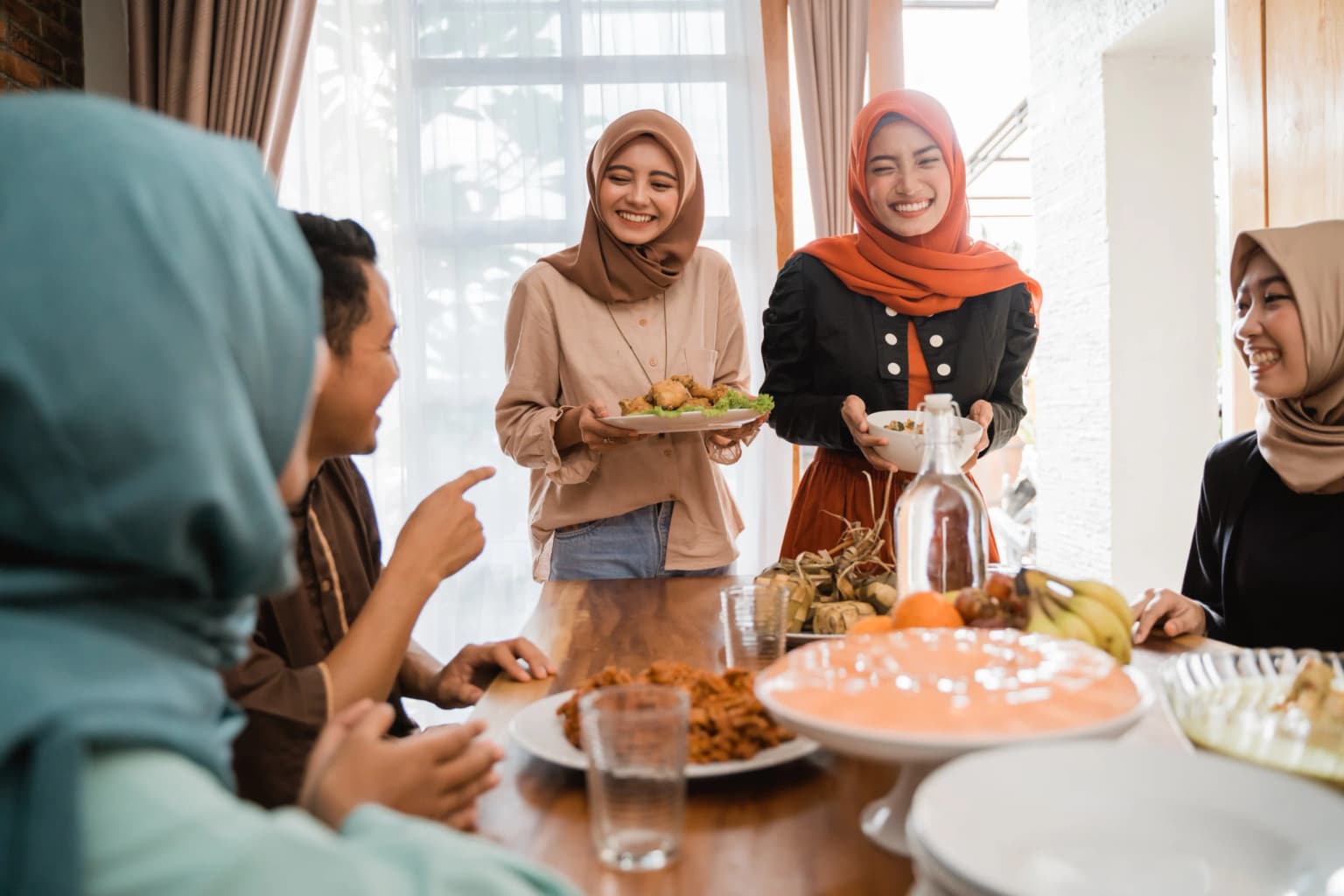 Tetap Kerja Saat Puasa? Bukan Masalah! Inilah Tips Semangat Kerja Saat Puasa