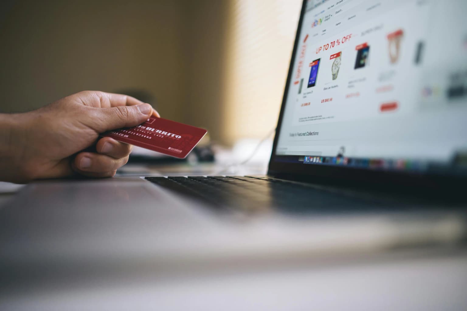 Apa itu E-commerce? Ini Jenis dan Manfaatnya
