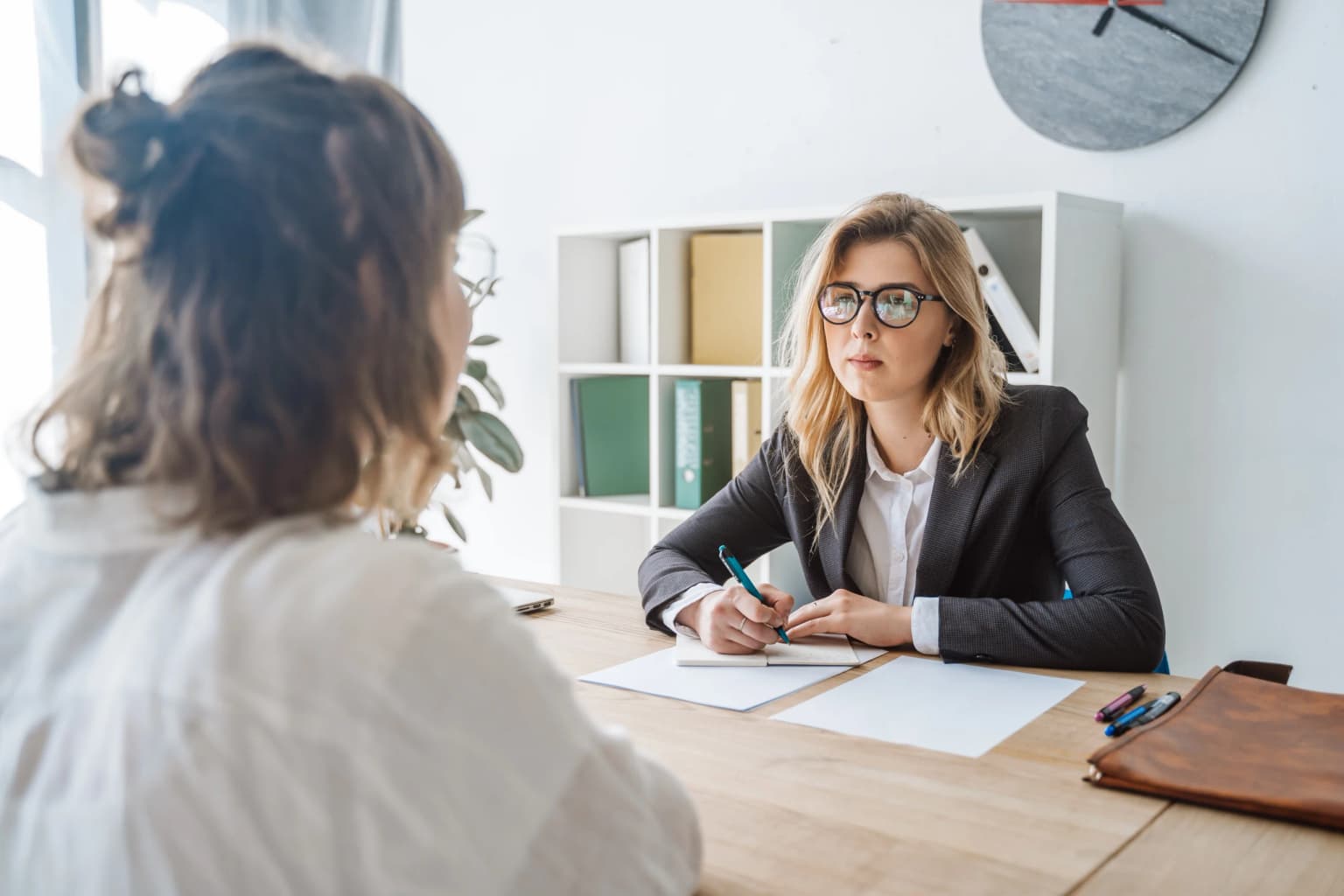 10 Contoh Pertanyaan Interview Bahasa Inggris dan Contoh Jawabannya