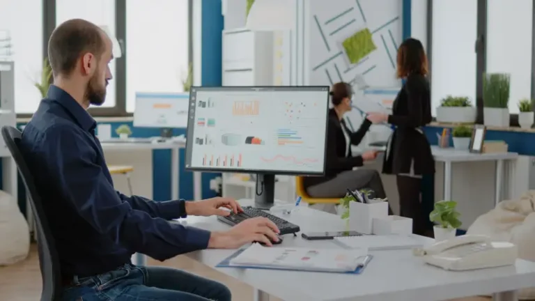 10 Alasan Mengapa Harus Menggunakan All-In-One HR Software