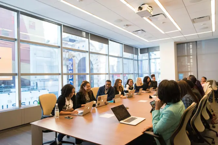 10 Kunci Leadership Competencies yang Harus Diketahui HR