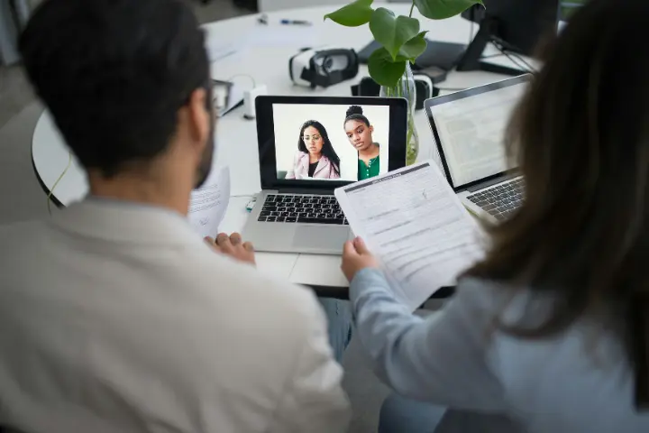 10 Rekomendasi AI HR Tools Terbaik 2023