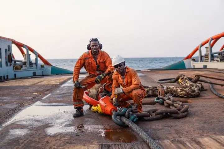13 Profesi Pegawai Offshore dan Besaran Gajinya