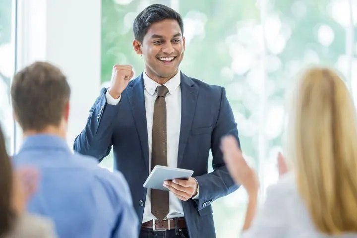 20+ Motto Profesional Linkedin untuk Profil Menarik