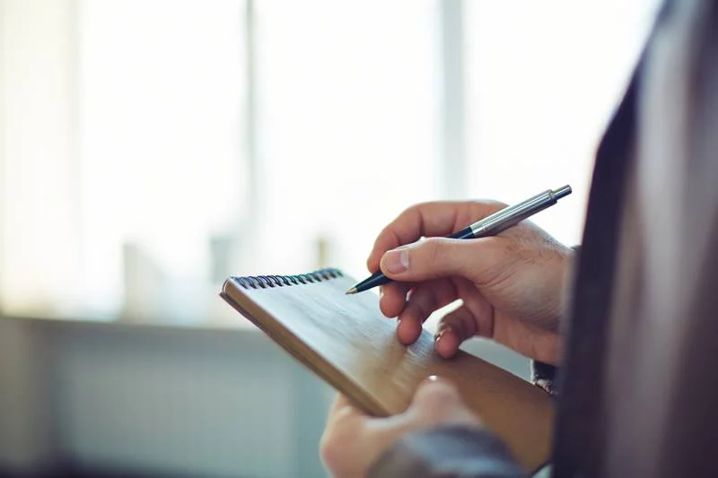 7 Contoh Notulen Rapat yang Benar Beserta Formatnya