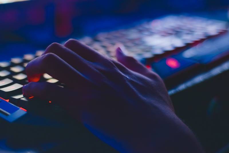 Menggunakan Big Data dalam Pengembangan Aplikasi Berbasis Cloud