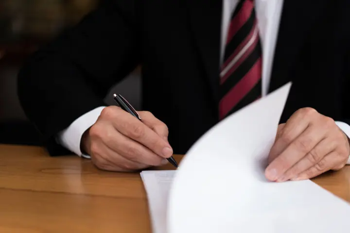 5 Jenis Regulasi Kepegawaian dan Keuntungannya untuk Perusahaan