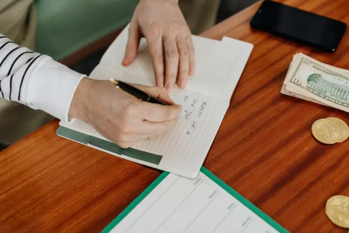 Buku Besar: Pengertian, Fungsi hingga Cara Membuatnya