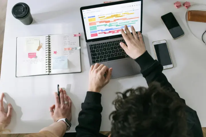 Cara Membuat Schedule Kerja dengan Aplikasi Absen Online