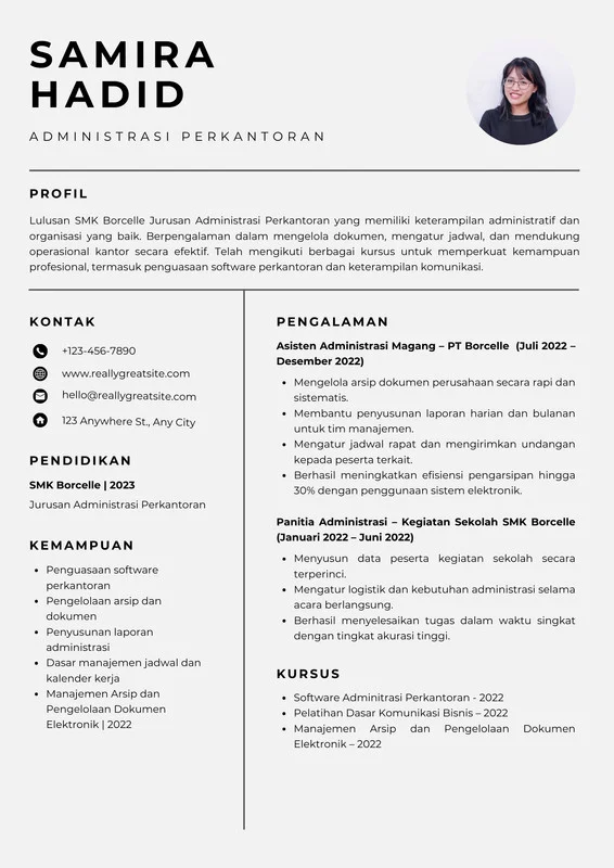 Contoh CV Canva 1