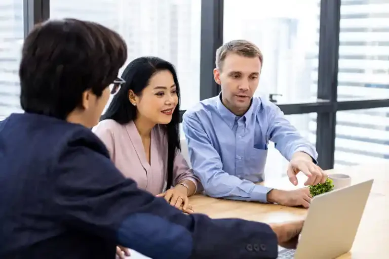 Perbedaan Job Description Sales, Marketing dan Account Executive