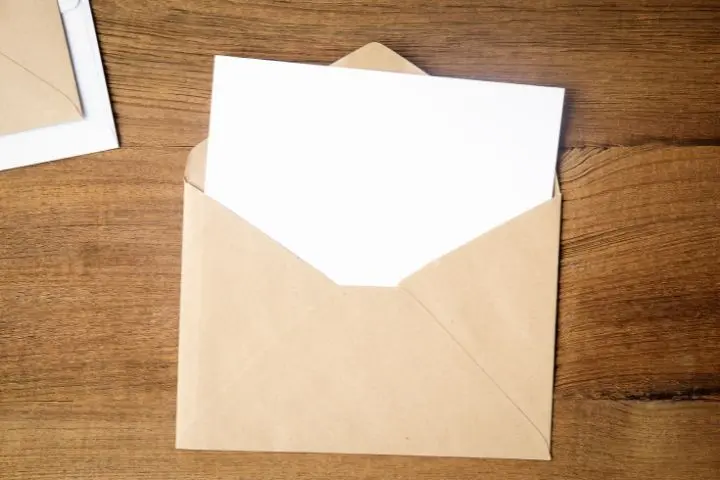 Contoh Surat Masuk dan Keluar dan Panduan Membuatnya dengan Tepat!