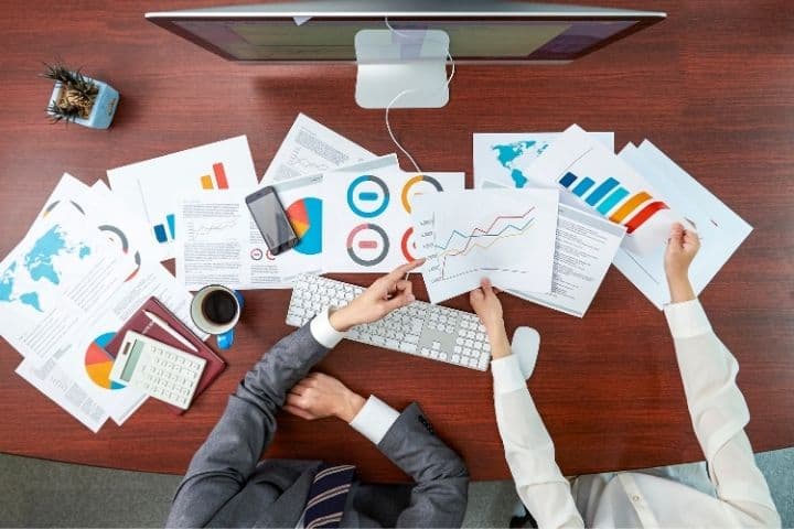 Data Analyst Pengertian, Skill, Tugas, Gaji, dan Peranannya
