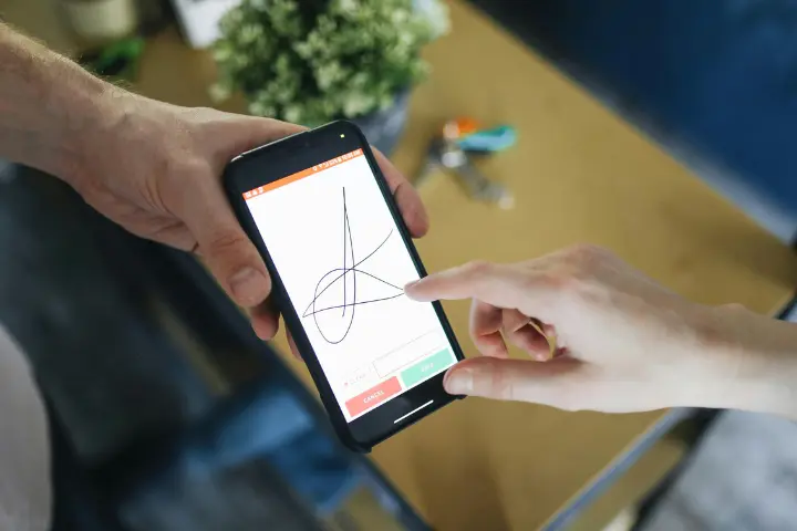 Digital Signature: Pengertian, Manfaat, Cara Kerja, dan Rekomendasi Penyedia Layanannya