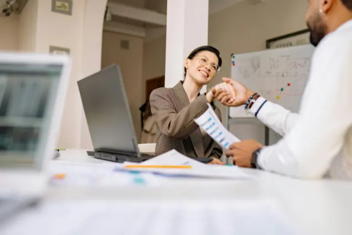 Hierarchy Culture: Pengertian, Karakteristik, dan Peran HR di Dalamnya