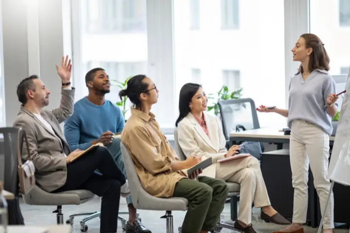 Ide Teamwork Training yang Bisa Tingkatkan Kerja Sama Tim