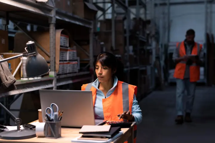 Inovasi Manajemen HR di Industri Asuransi dengan HRIS, Seperti Apa?
