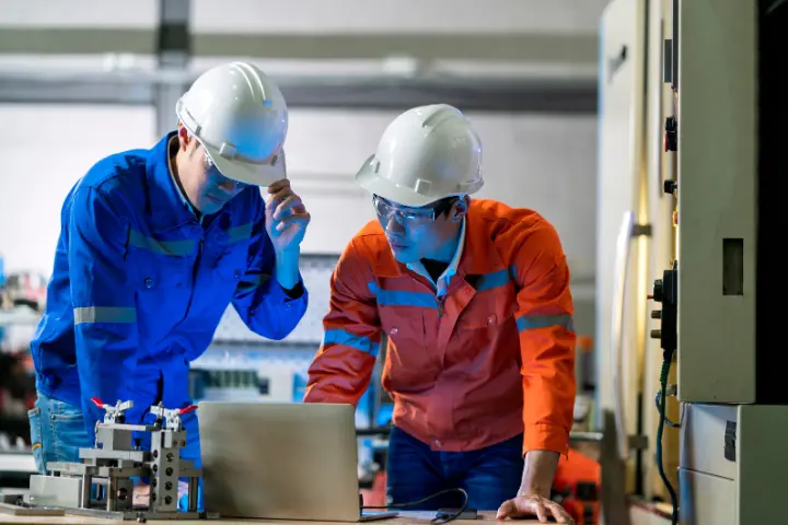 Jenis dan Contoh Perselisihan Hubungan Industrial