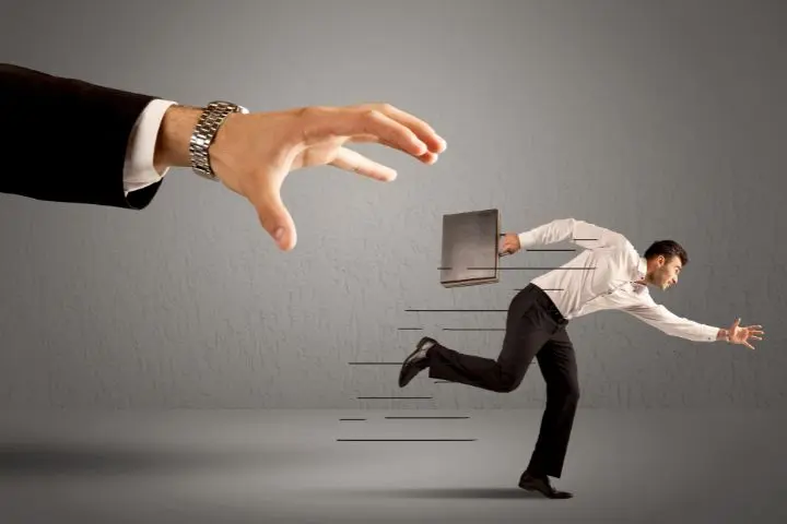 Karyawan Kabur Dari Kontrak Kerja? Ini Sebab dan Akibatnya
