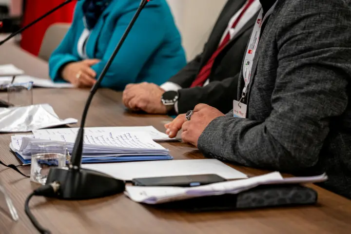 Komitmen Organisasi: Pengertian, Tipe dan Cara Membangunnya