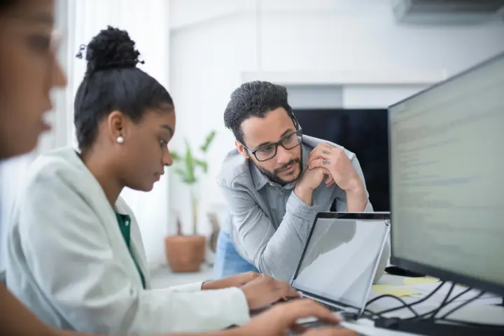 Mudahnya Review Manager dengan Fitur Appraisal LinovHR