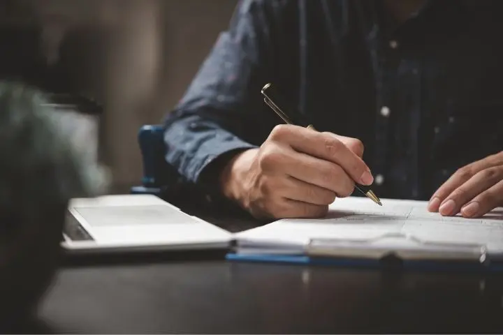 Nota Dinas Pengertian, Format, Fungsi & Contohnya