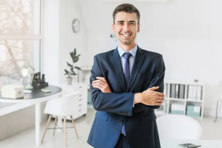 Pengertian General Manager Serta Tugas, Tanggung Jawab, dan Gaji